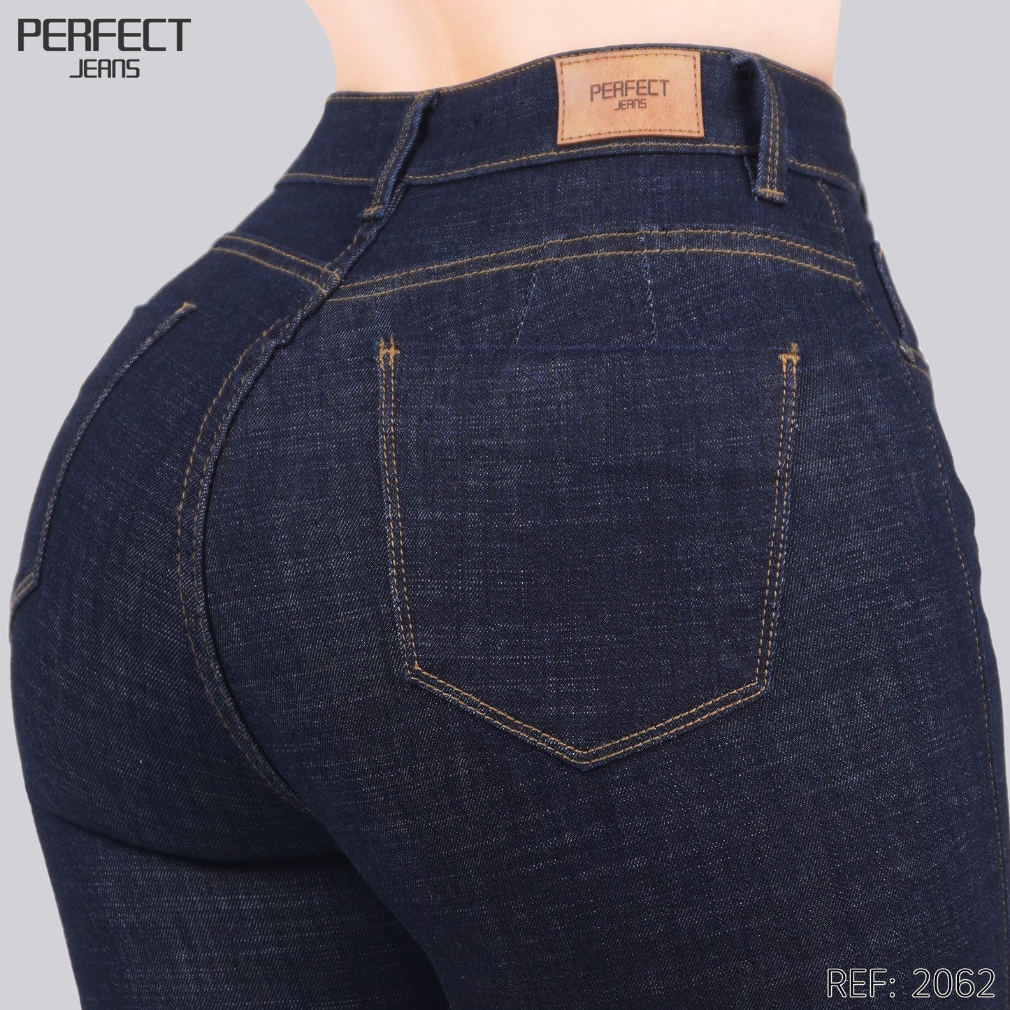 Jeans Skinny Flare Tiro Alto 2062