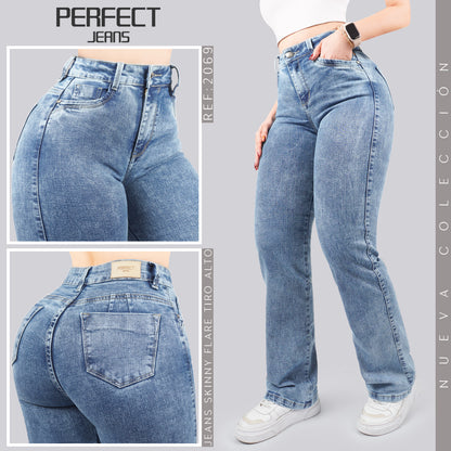 Jeans Skinny Flare Tiro Alto 2069
