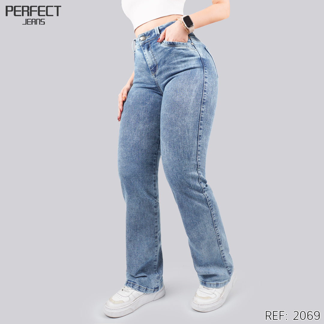 Jeans Skinny Flare Tiro Alto 2069
