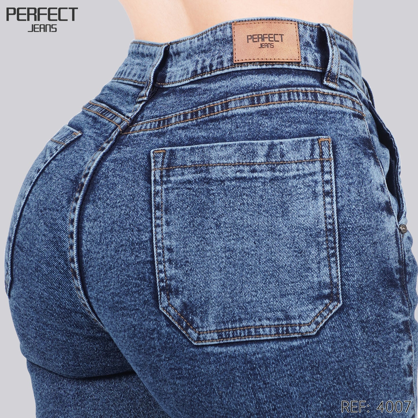 Jeans Mom Fit Tiro Alto 4007